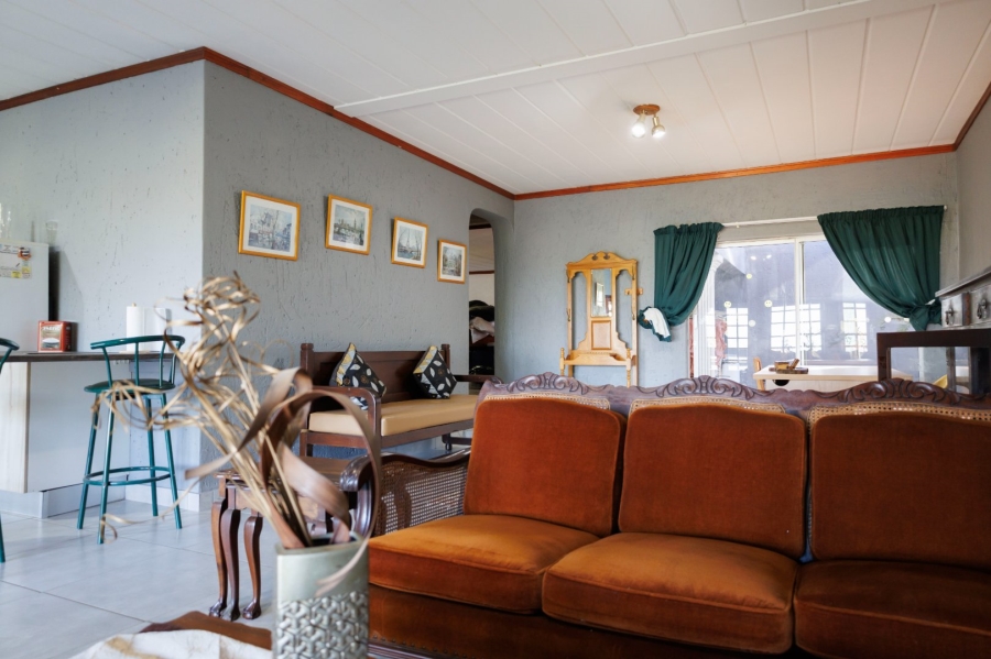 5 Bedroom Property for Sale in Schoemansville North West